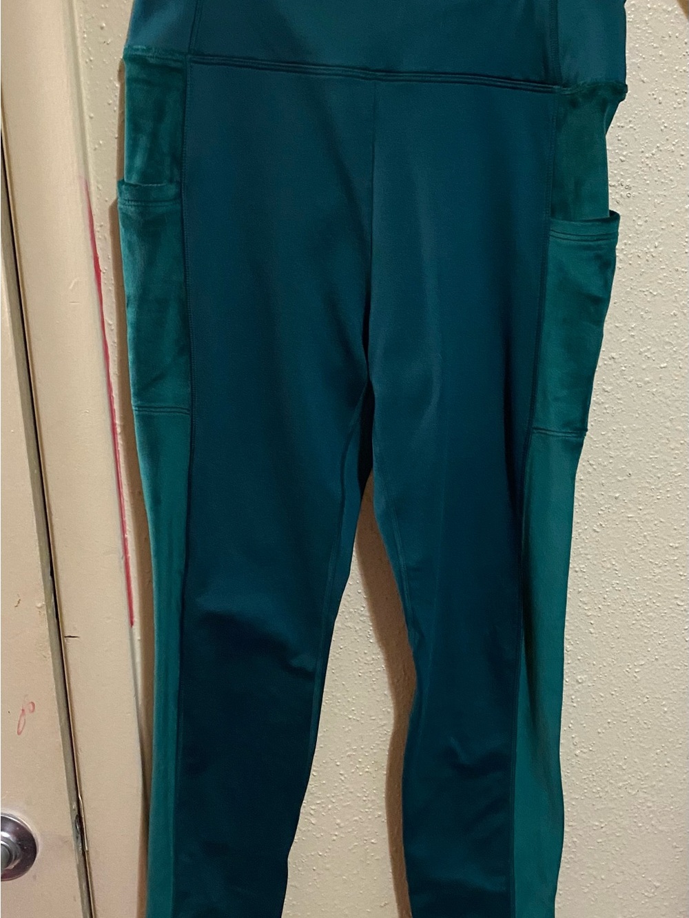 PINK Victoria's Secret Teal Green High-Rise Leggings with Side Pockets